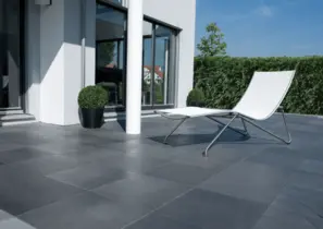 Terrasse par nos carreleurs.